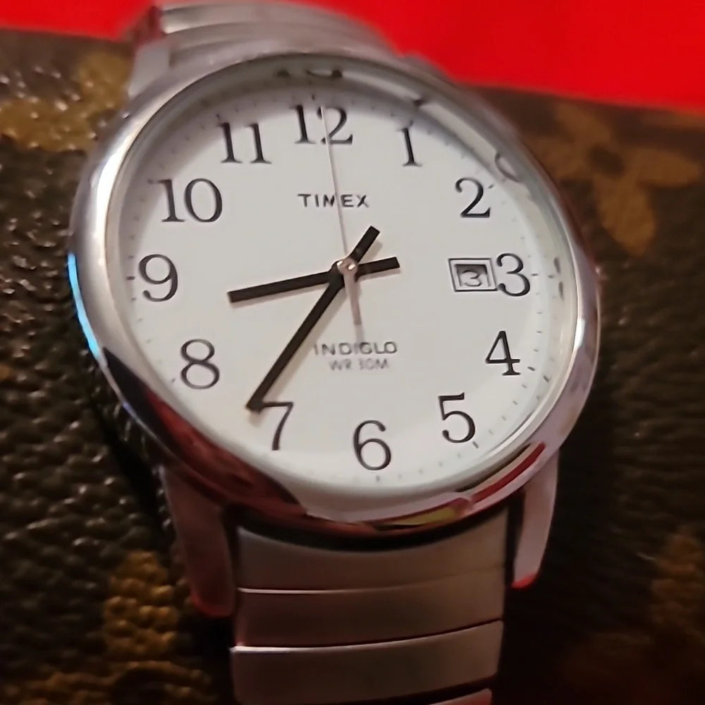 Vintage Timex Indiglo White Silver‎ Band Stainless Steel Easy Reader Date